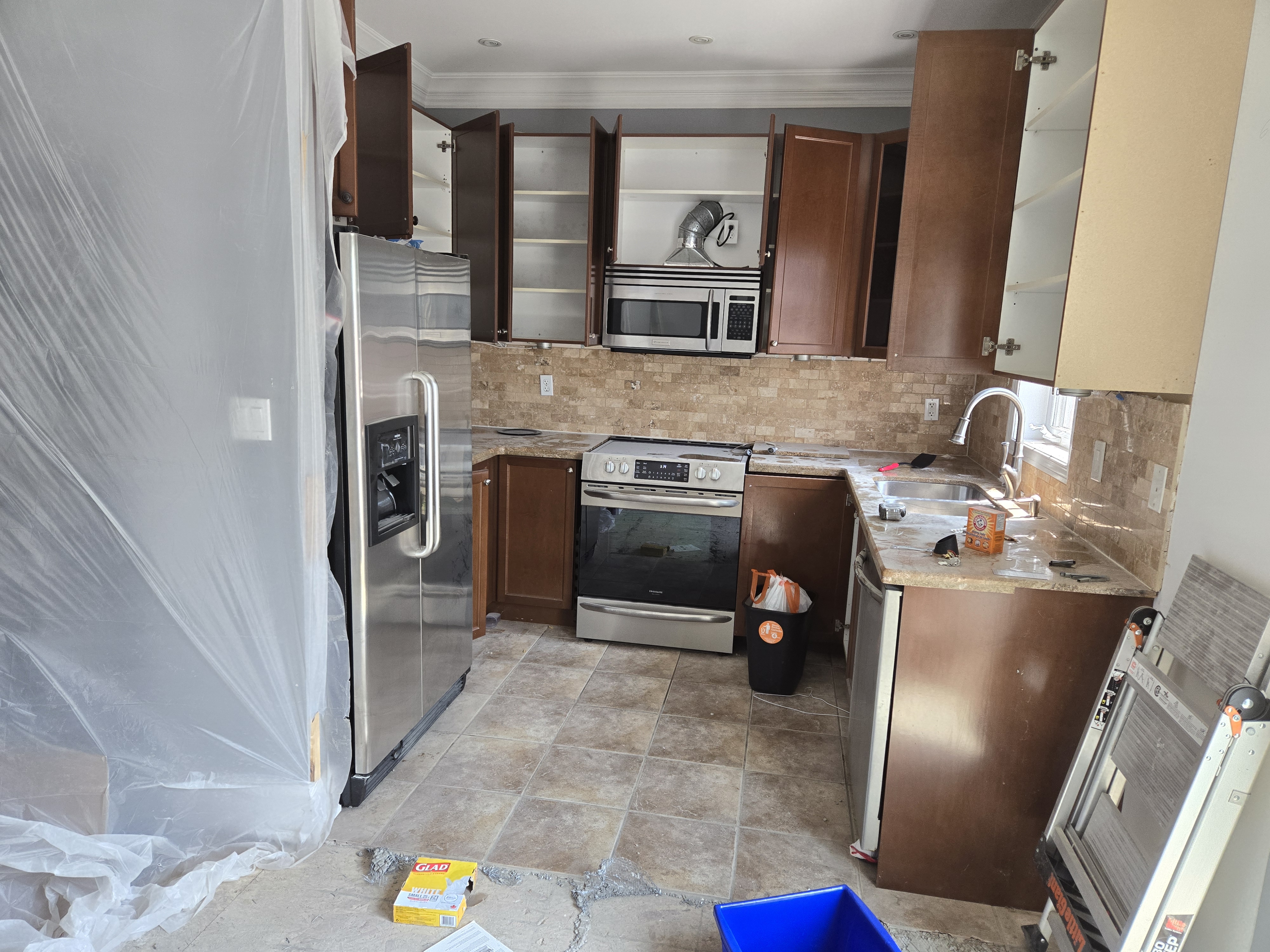 Before photo of a kitchen